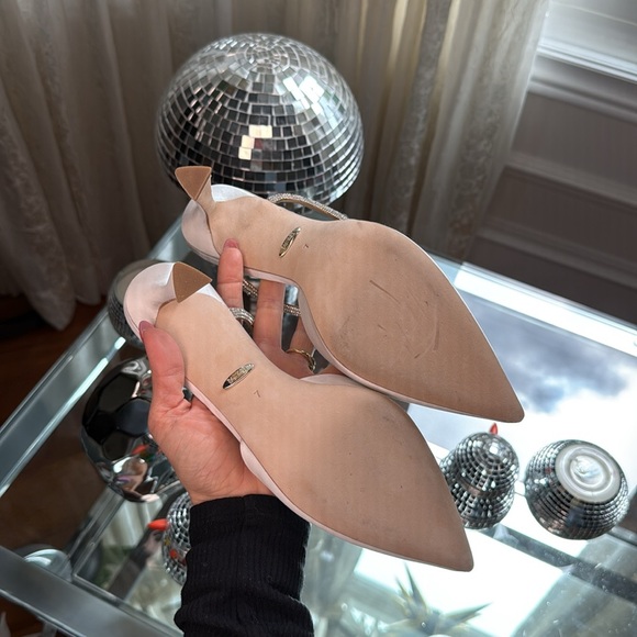 Badgley Mischka Kamilah White Satin - Picture 14 of 14